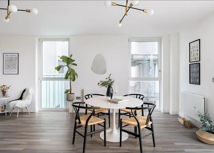 Scandi Style Flat In London With Private Terrace
